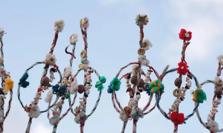 На 1 януари България празнува Васильовден или Сурваки - Tribune.bg