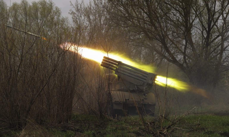САЩ и Германия изпращат модерни далекобойни оръжия на Украйна - Tribune.bg