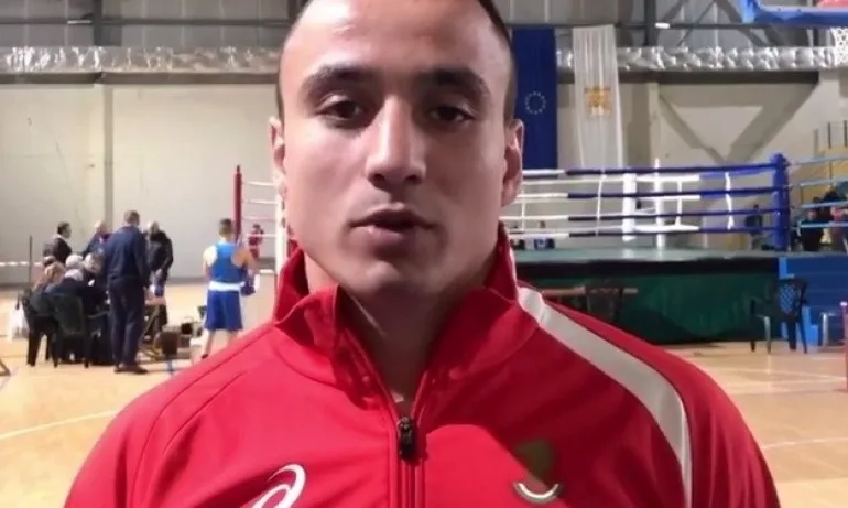 Последният ни медалист от Световно по бокс подкрепи Мирослав Петров за кмет на Плевен - Tribune.bg