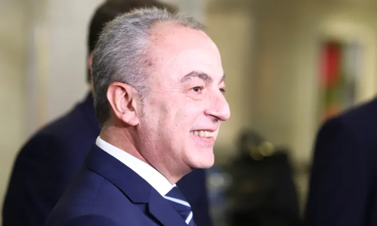 Гълъб Донев: Сборното записване на машинния и хартиен вот няма да манипулира резултатите - Tribune.bg