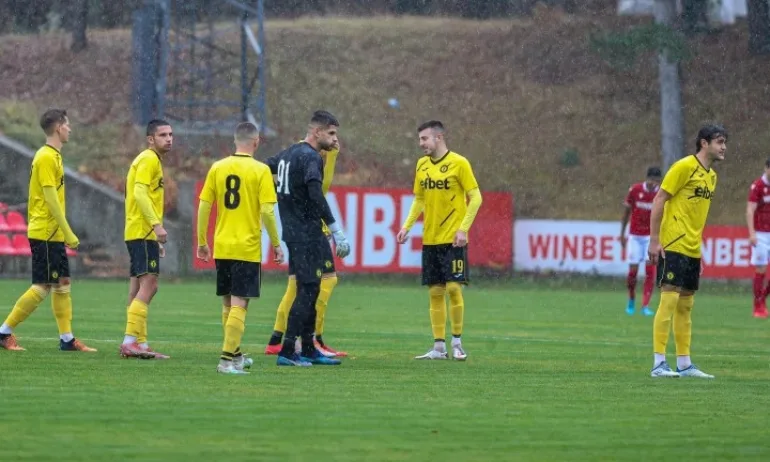 УЕФА ще бъде сезирана за големия съдийски скандал във Велико Търново - Tribune.bg