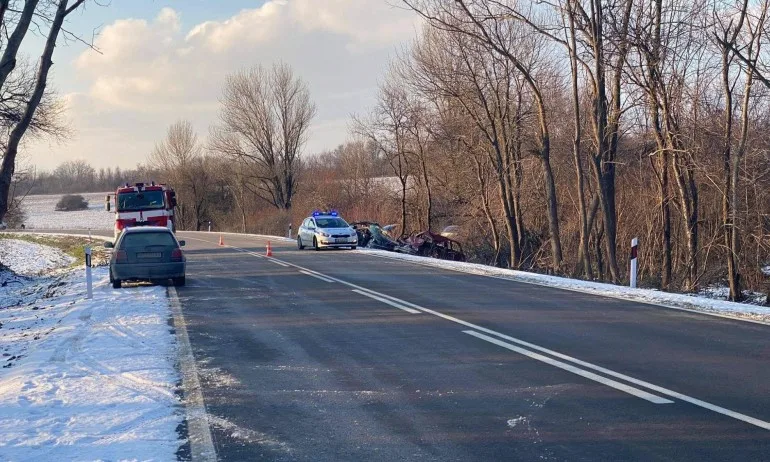 Загинал и ранен при катастрофа във Великотърновско - Tribune.bg