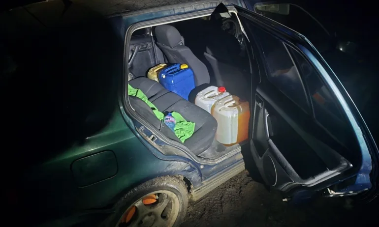 Задържаха близо 20 служители на БДЖ за кражба на тонове гориво в Карнобат - Tribune.bg