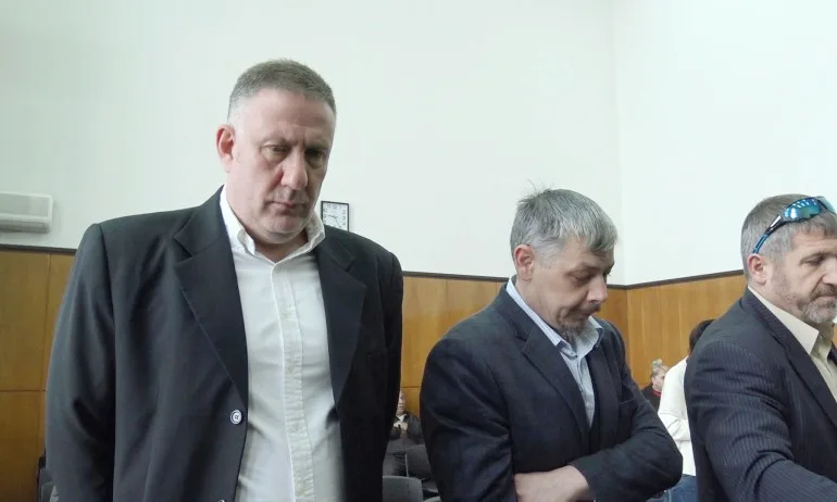 Лекарят, убил крадец в дома си, се призна за виновен - Tribune.bg