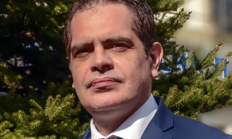 Лъчезар Борисов: Еврозоната и стабилните финанси спестиха над €1 млрд. само от последната емисия по дълга - Tribune.bg