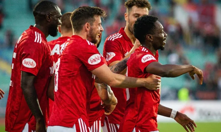 В ЦСКА си делят огромна сума при успех срещу Виктория Пилзен - Tribune.bg