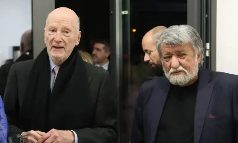 Вежди Рашидов зарадва Симеон Сакскобурготски с историческа фотография и ценен акварел - Tribune.bg