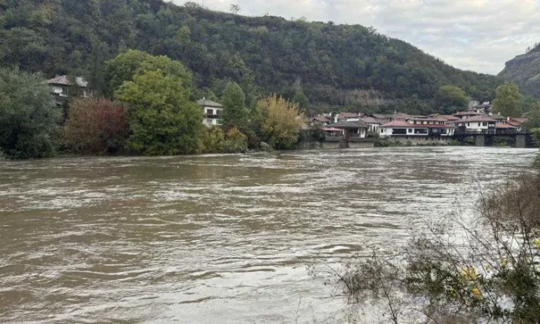 След наводнението: Предстои описване на щетите в село Гелеменово - Tribune.bg