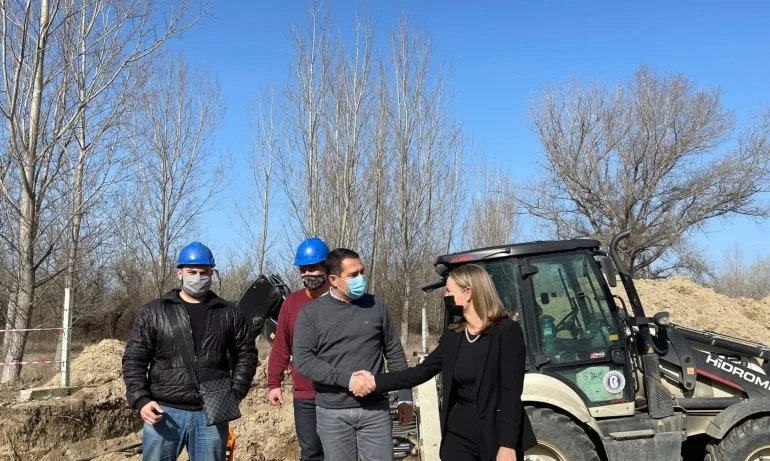 Каназирева: Питейната вода в с. Брестовица е в норма след проблема с мангана - Tribune.bg