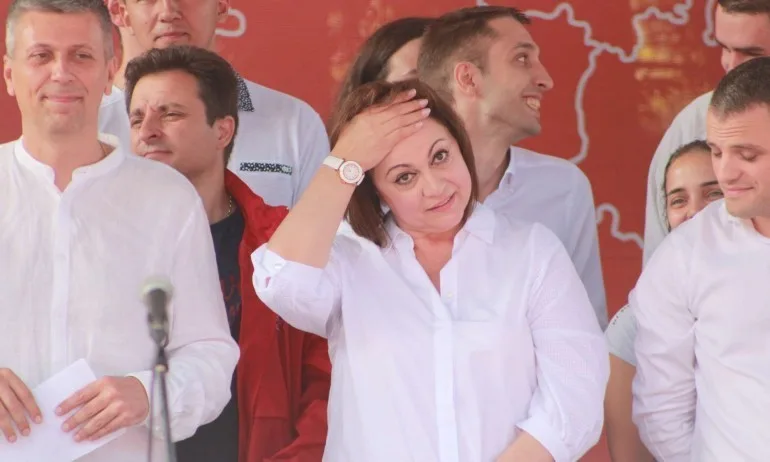 Пиарката на Нинова скочи на червена журналистка - Tribune.bg