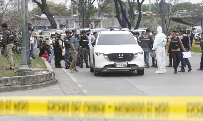 Публичен разстел: Убиха прокурора, разследващ въоръженото нахлуване в телевизионно студио в Еквадор - Tribune.bg