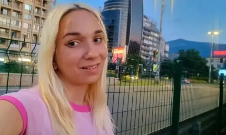 Емили Тротинетката ще бръмчи в Италия - Tribune.bg