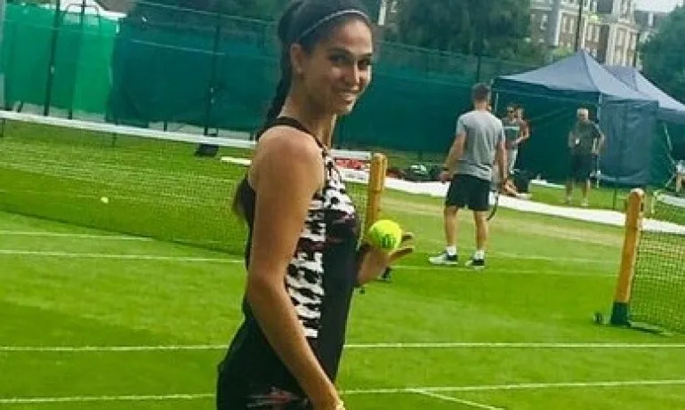 Шиникова започна с победа на Уимбълдън! - Tribune.bg