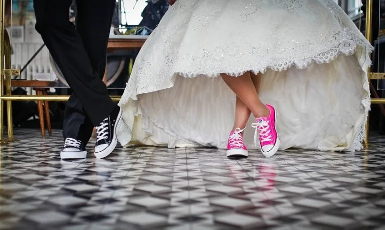 Сватбите отново са на мода, но близо 60% от децата са извънбрачни - Tribune.bg