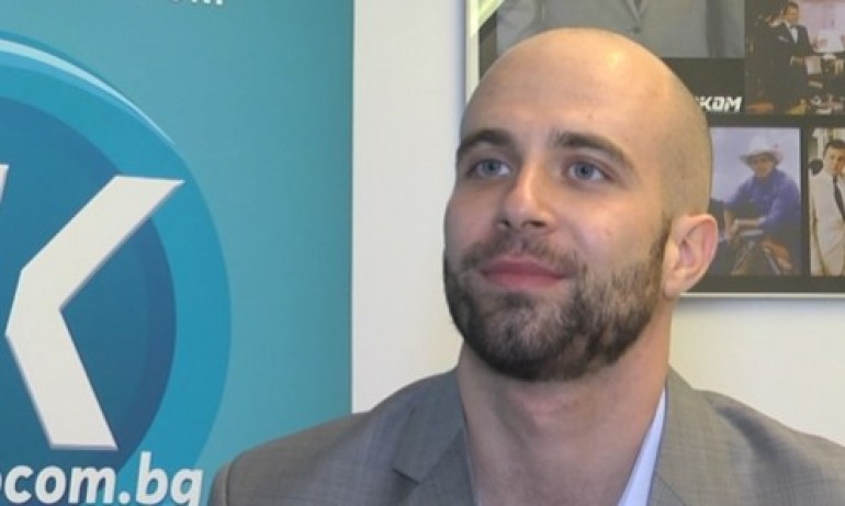 Александър Александров: Ние сме против насилието над жени - Tribune.bg