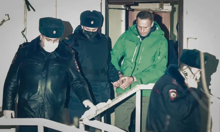 Навални е изпратен е в наказателна колония в Арктика - Tribune.bg