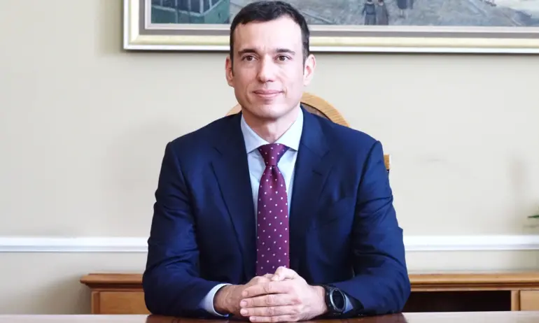 Васил Терзиев благодари на службите за почистването на София - Tribune.bg