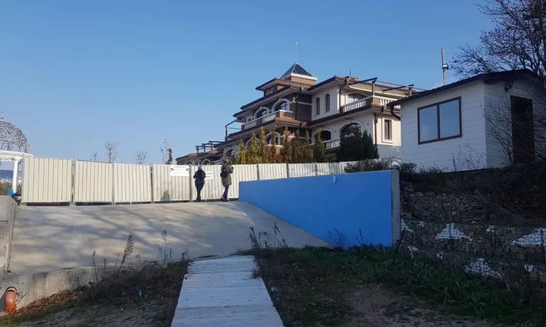 Оранжерията край сараите в Росенец няма да се събаря, реши ВАС - Tribune.bg