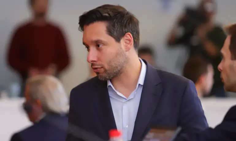 Софийски страсти: Според Бонев в СОС вече търсят не 31 гласа, а широка подкрепа - Tribune.bg