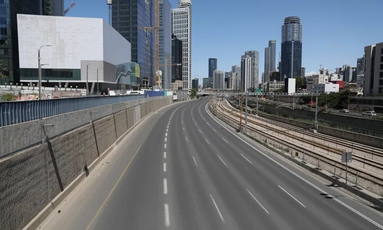 В Израел въведоха пълно затваряне за празниците - забранено бе излизането от дома - Tribune.bg