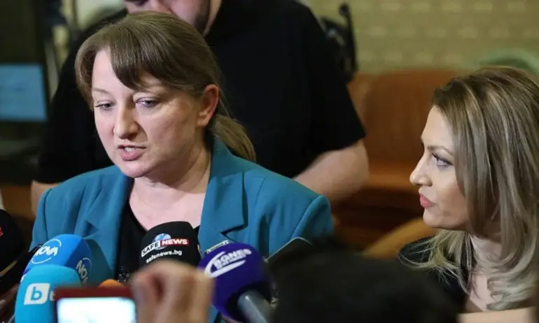 Деница Сачева пред Tribune: В разчетите на МФ за бюджета няма реформи и нови политики - Tribune.bg