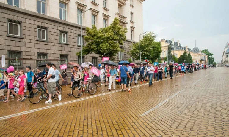 Национален Поход за семейството ще се проведе в големите градове - Tribune.bg