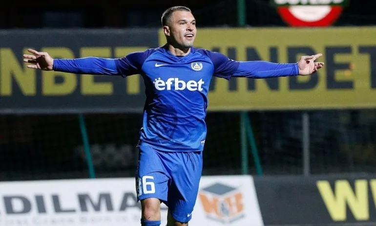 Валери Божинов с атака срещу Хубчев - Tribune.bg