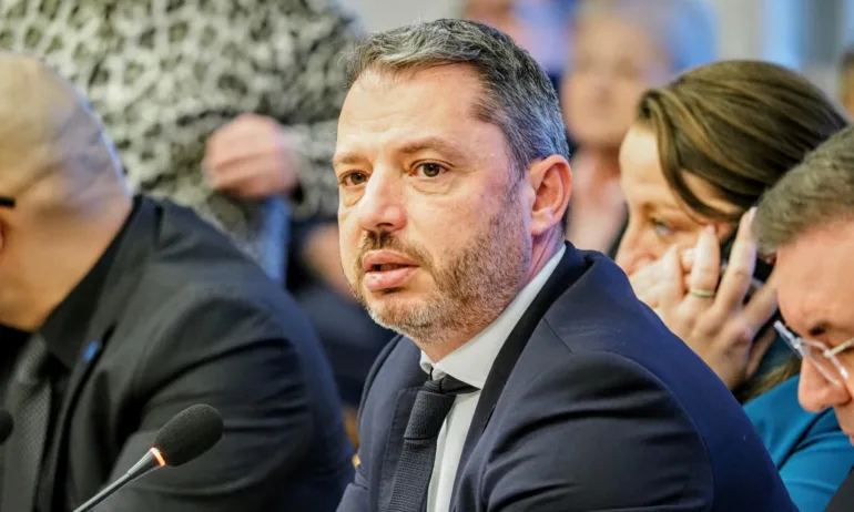 Делян Добрев: След Еврозоната остана само още един клуб на богатите, в който да влезем - ОИСР - Tribune.bg