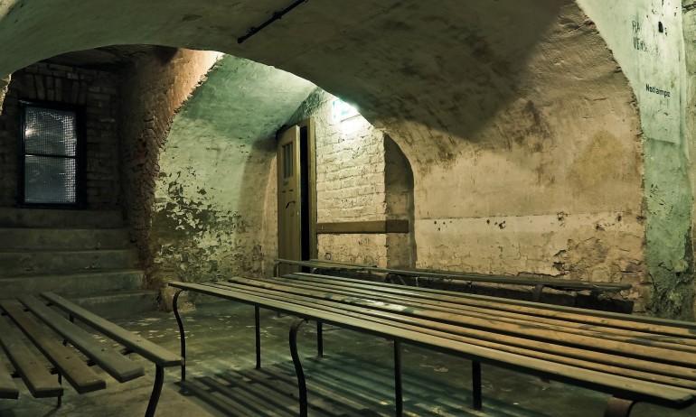 Редица градове и софийски квартали без скривалища - Tribune.bg