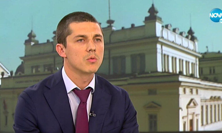 Мъжът на Лена Бориславова: Разчитаме на 12 гласа на разума - Tribune.bg