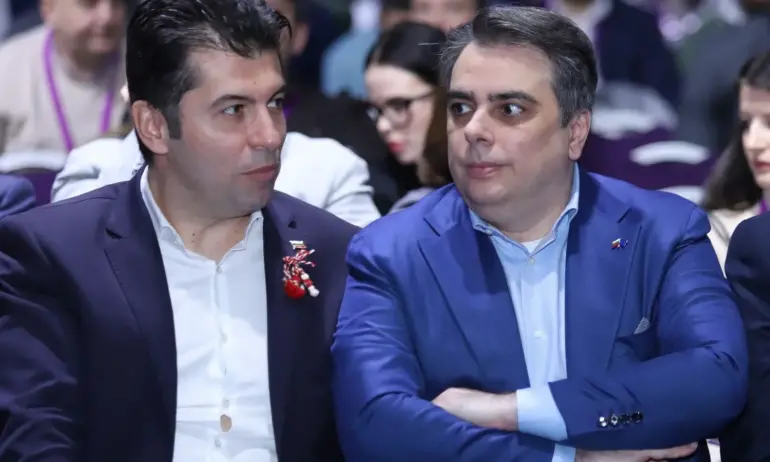 Слави Трифонов: ПП са некадърни и вредни, но и необразовани - Tribune.bg