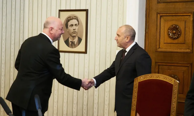 Харалан Александров: Подаването на оставка вече не лекува разделението - Tribune.bg