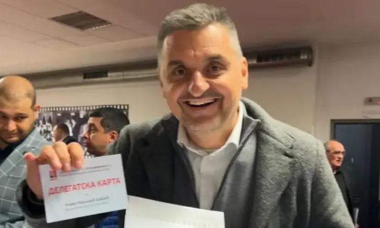 След две изключвания от БСП, Кирил Добрев се оказа член на НС на партията - Tribune.bg