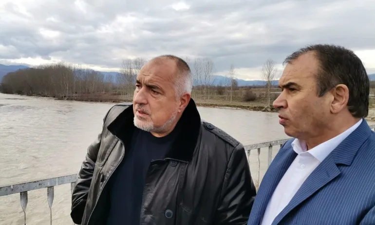 Правителството ще помогне за възстановяването на моста на Хаджидимово - Tribune.bg