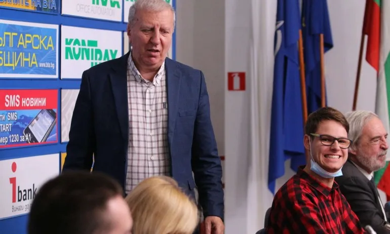 Лупи издига Радев за втори мандат - Tribune.bg