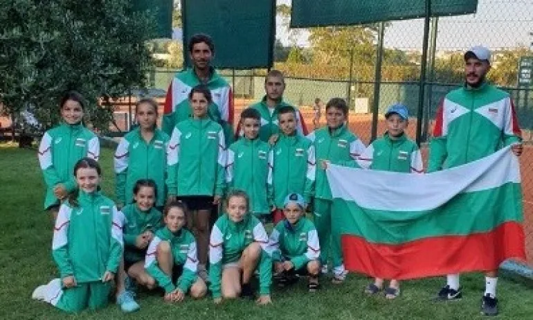 Глушкова и Иванова са полуфиналистки в утешителната надпревара на Смриква Боул - Tribune.bg