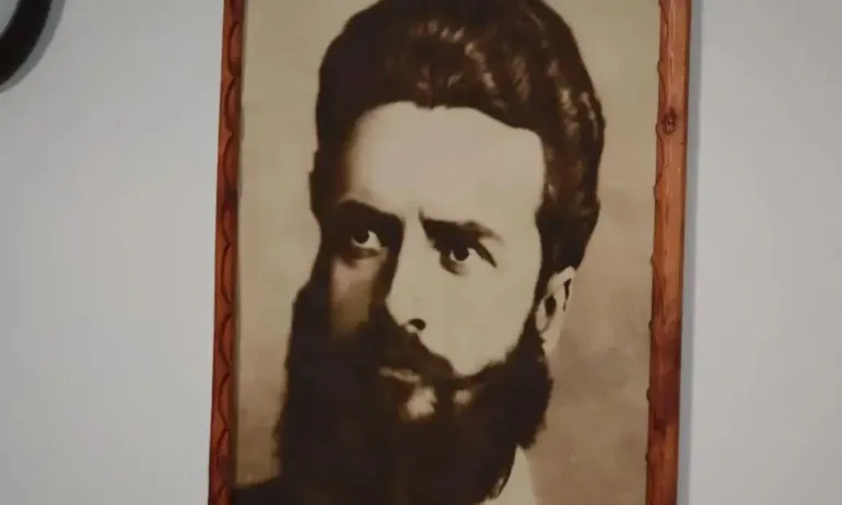 Отбелязваме 178 години от рождението на Христо Ботев - Tribune.bg