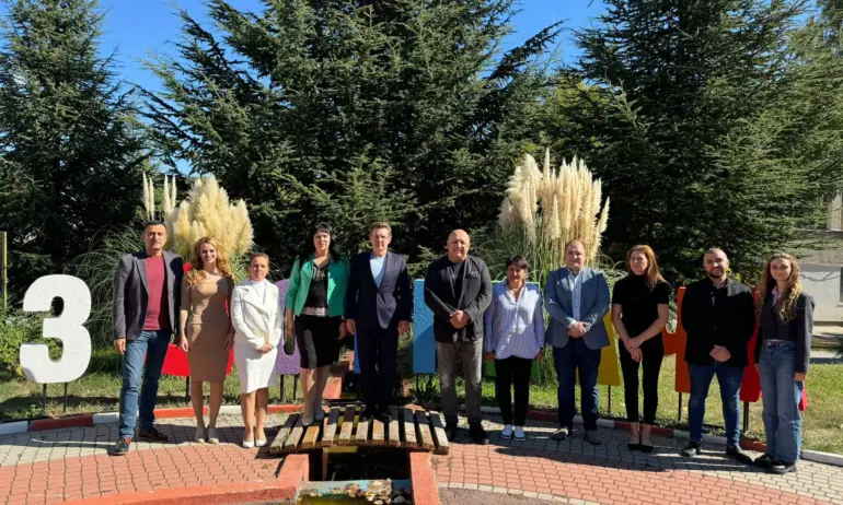 Кралев: Грижата за малките населени места трябва да продължи - Tribune.bg