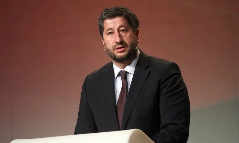 Христо Иванов заложил бомбата в Търговския регистър - Tribune.bg