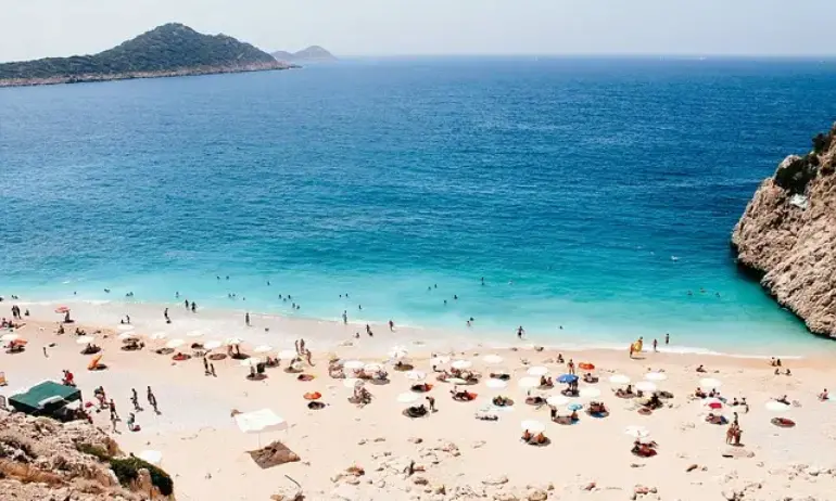 Най-популярният средиземноморски курортен град в Турция – Анталия, счупи рекорди