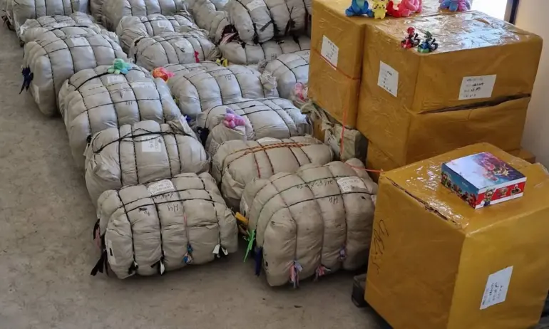 Близо 10 000 фалшиви детски играчки задържаха митничари на Ферибот Оряхово 