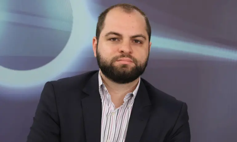 Драгомир Младенов: Белград налага сръбския свят чрез Отворени Балкани - Tribune.bg