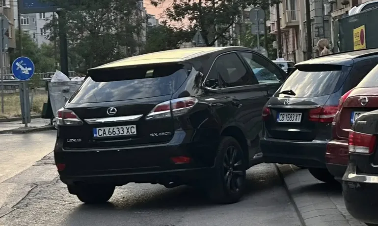 Сигнал: Петков запречил бул. Скобелев с Лексуса - Tribune.bg