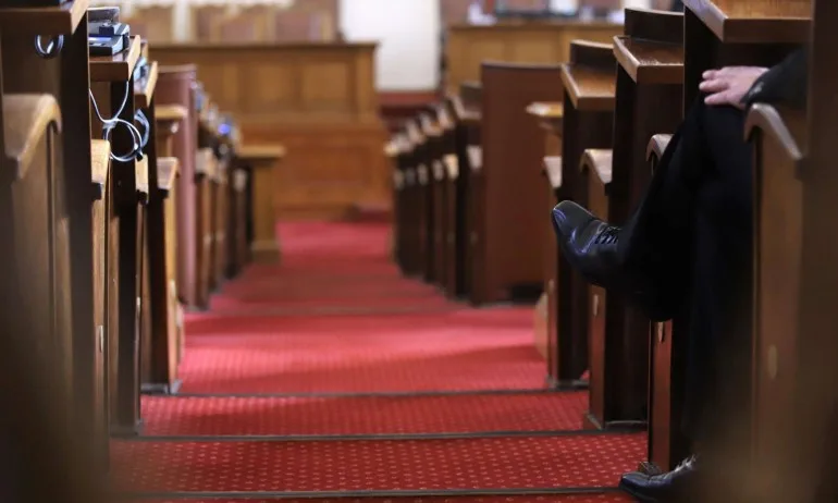 Народното събрание ще заседава извънредно в четвъртък? - Tribune.bg