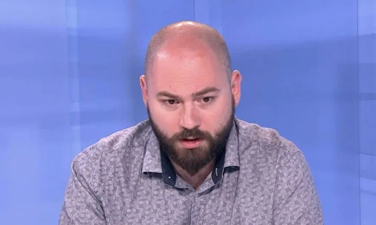 Слушайте кризисния щаб, ръководи се от добри специалисти - Tribune.bg