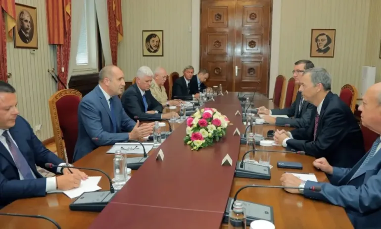 Румен Радев се срещна с представители на американската компания Локхийд Мартин - Tribune.bg