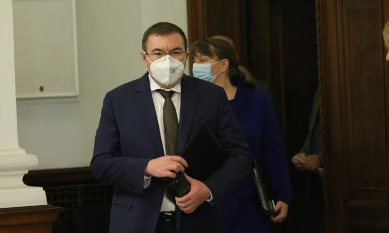 Ангелов: Говорих с кмета на Бургас, няма опасност от водна криза - Tribune.bg