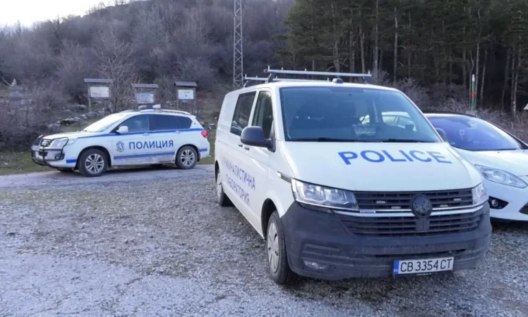 Прокуратурата категорична: Три изстрела от упор в главата са причината за смъртта на тримата край Околчица - Tribune.bg