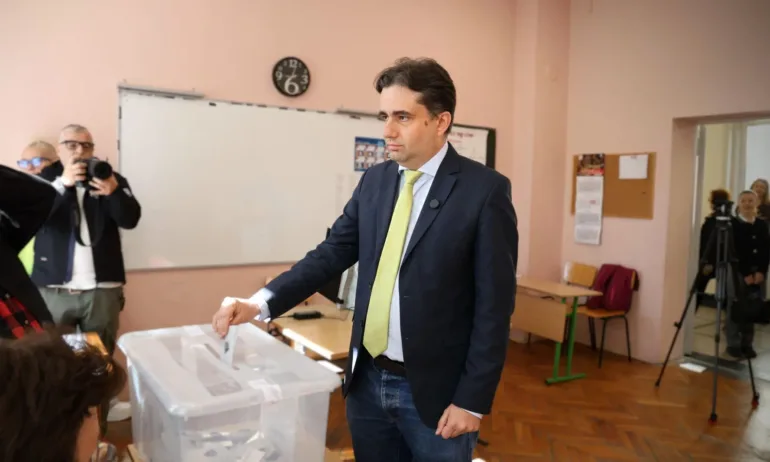 Божидар Божанов: Гласувах за това да имаме силна България в силна Европа - Tribune.bg