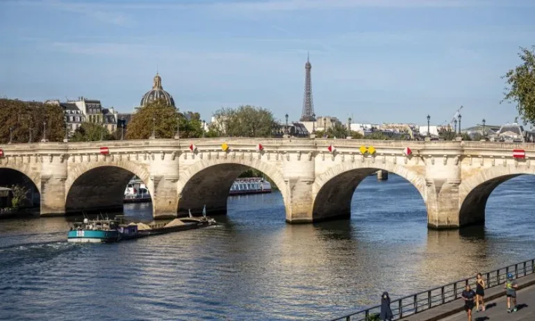 Френски синдикати свикват национална стачка днес срещу бюджета за 2026 година - Tribune.bg